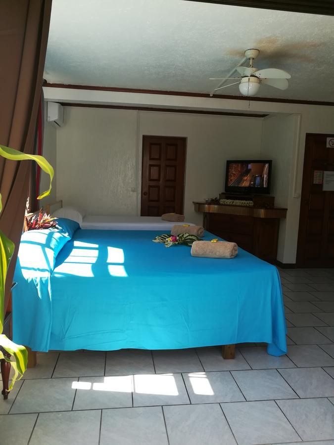 Ahitea Lodge パペーテ エクステリア 写真